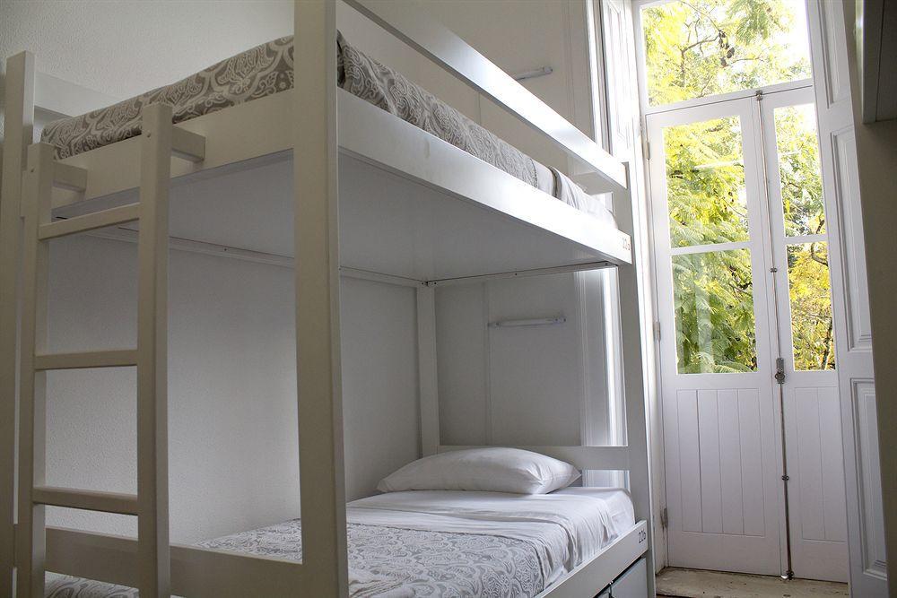 Ww Hostel & Suites Coimbra Ngoại thất bức ảnh