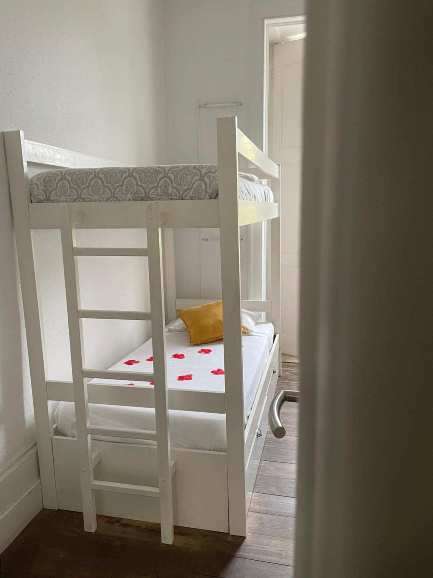 Ww Hostel & Suites Coimbra Ngoại thất bức ảnh