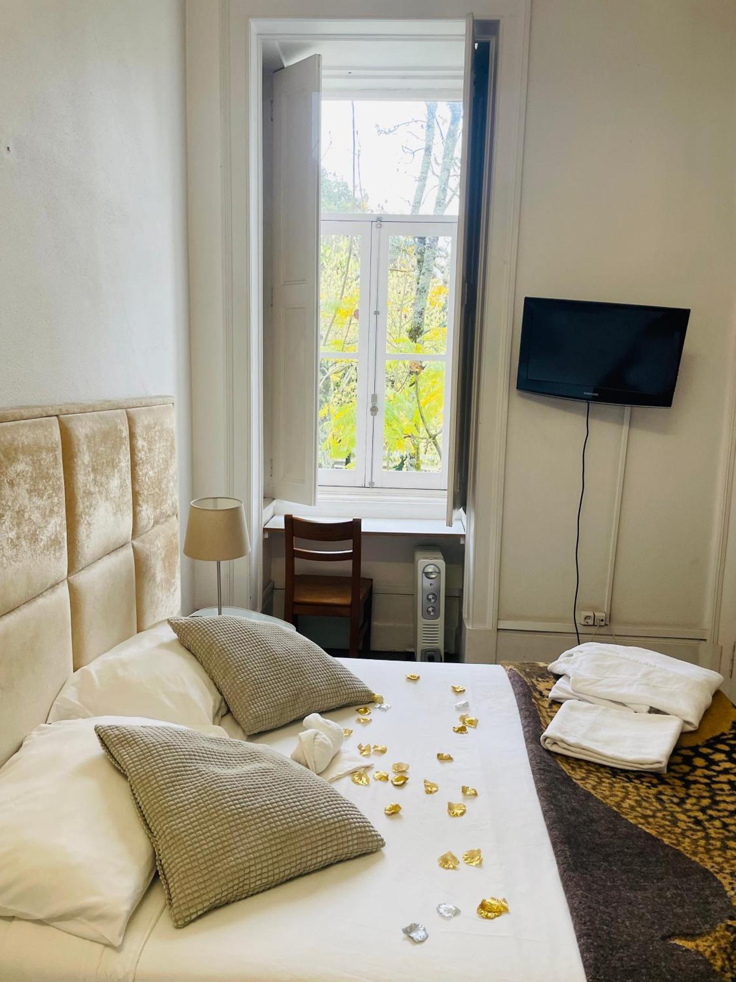 Ww Hostel & Suites Coimbra Ngoại thất bức ảnh