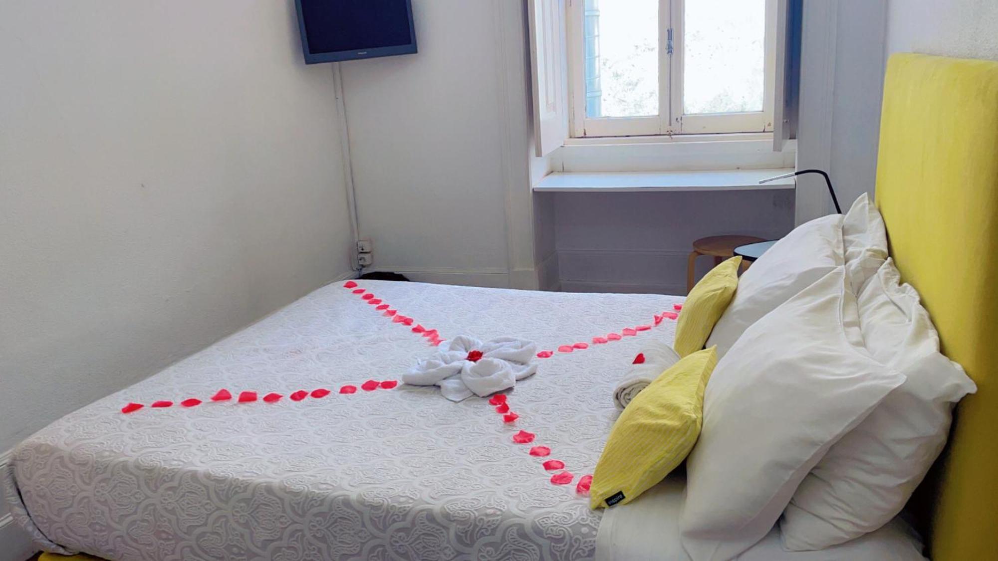 Ww Hostel & Suites Coimbra Ngoại thất bức ảnh
