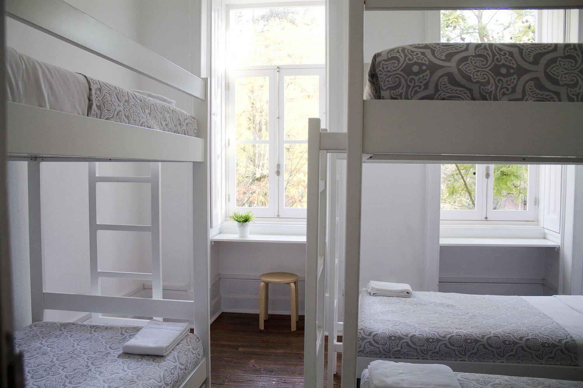 Ww Hostel & Suites Coimbra Ngoại thất bức ảnh